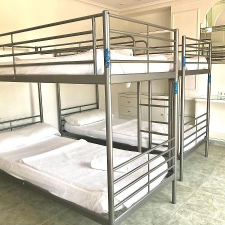 Somo Surfskate Hostel Castañedo Екстериор снимка