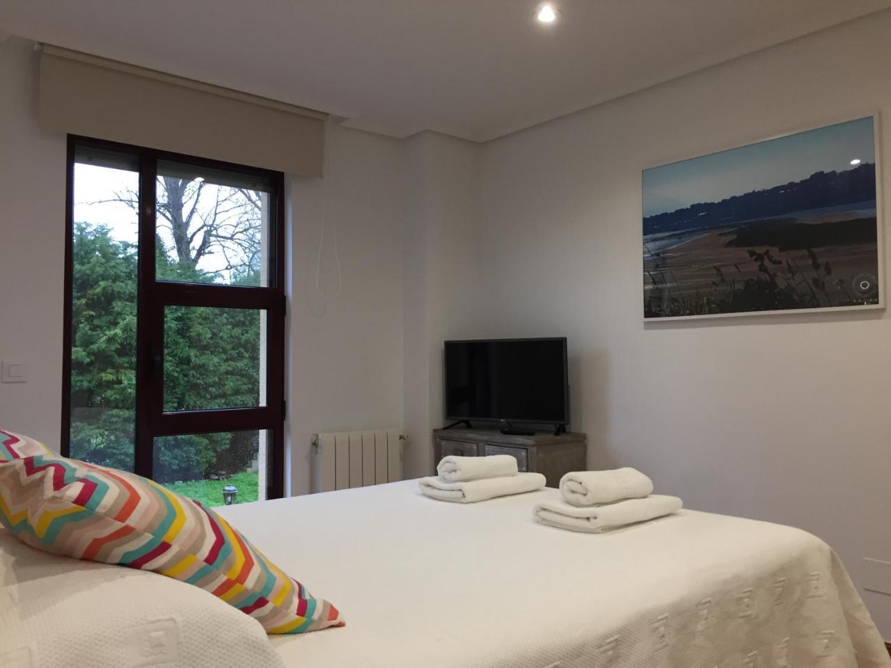 Somo Surfskate Hostel Castañedo Екстериор снимка