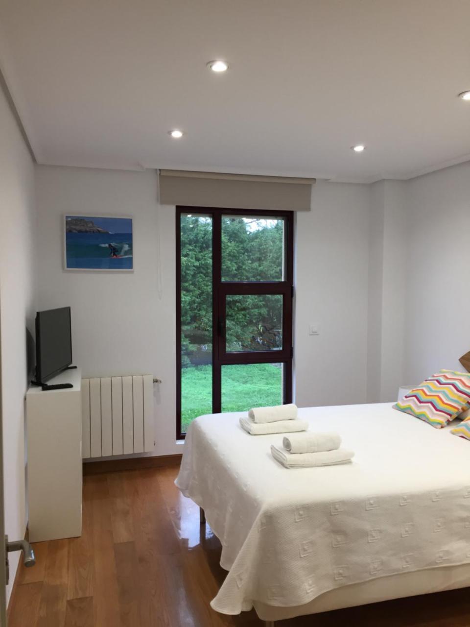 Somo Surfskate Hostel Castañedo Екстериор снимка