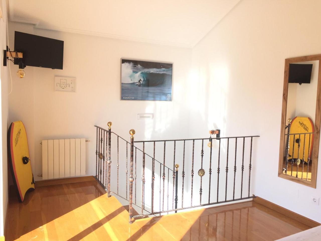 Somo Surfskate Hostel Castañedo Екстериор снимка