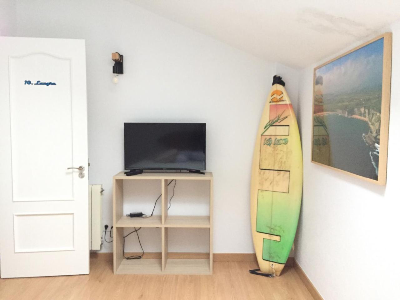 Somo Surfskate Hostel Castañedo Екстериор снимка