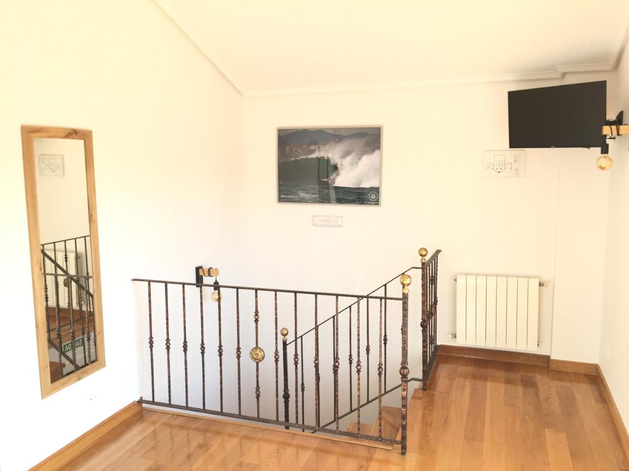 Somo Surfskate Hostel Castañedo Екстериор снимка