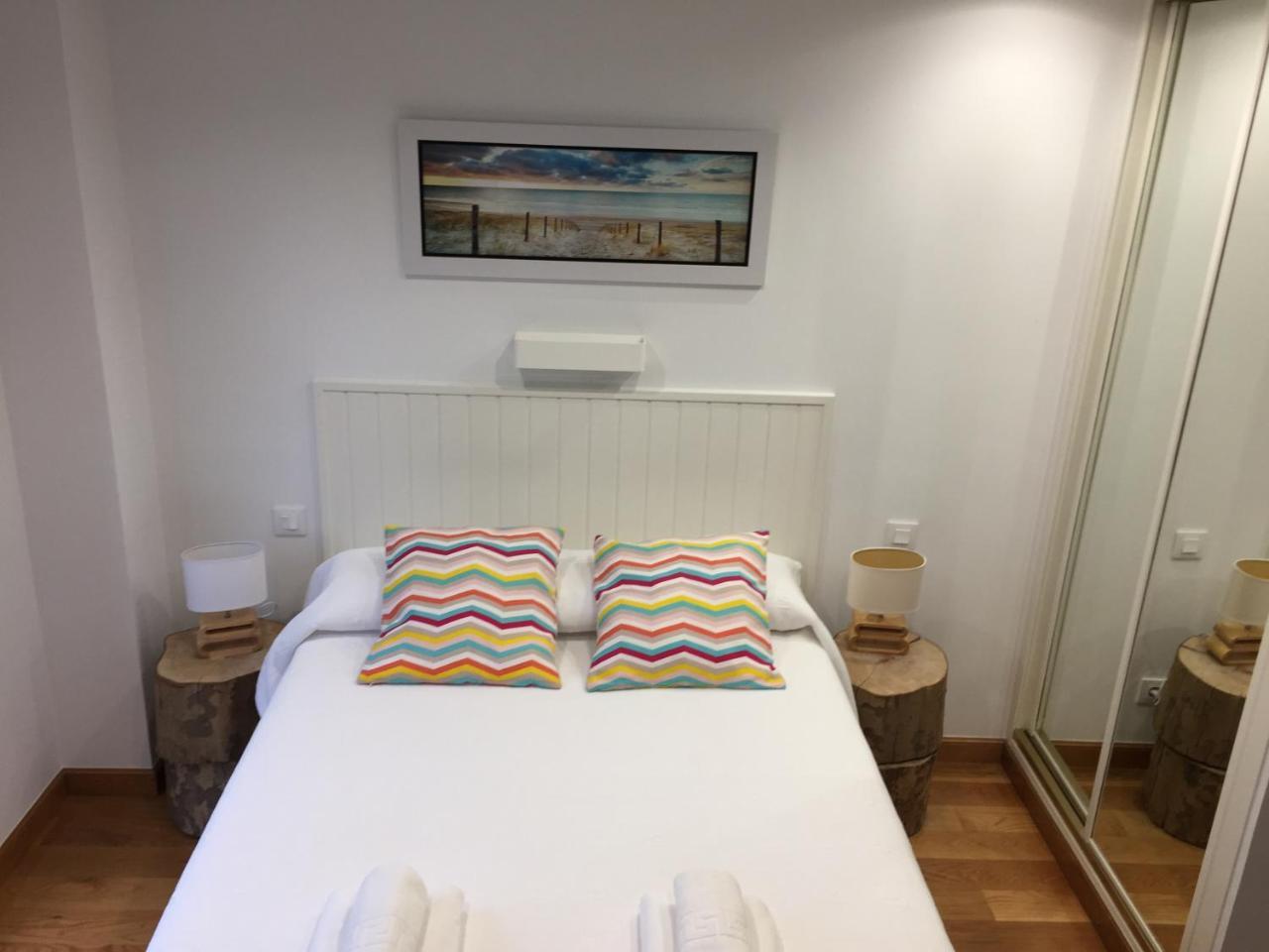 Somo Surfskate Hostel Castañedo Екстериор снимка